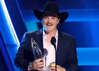 Zach Top Says He’s Ready to ‘Celebrate All Night’ as He Wins New Artist of the Year at the 2025 CMA Awards