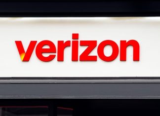 Verizon Will Reportedly Cut 15,000 Jobs Next Week