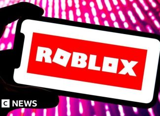 Roblox blocks children from chatting to adult strangers