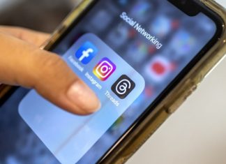Meta sets date to remove Australians under 16 from Instagram, Facebook | Social Media News