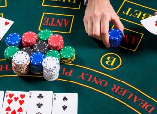 Caesars Entertainment (CZR): Evaluating Valuation After Early Push into Missouri’s Online Sports Betting Market