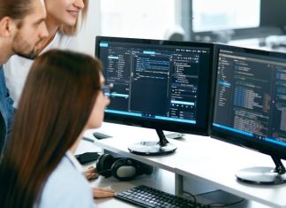 Exploring Gen Digital (GEN) Valuation: Is the Current Market Price an Opportunity for Investors?