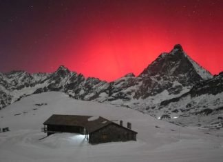 IN PHOTOS | Stargazers treated to more northern lights