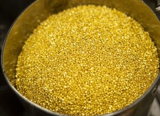 Gold Claws Back Losses Despite Wider Market Appetite for Risk