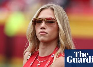 Chiefs heir Gracie Hunt backs rival Super Bowl half-time show over Bad Bunny | Super Bowl LX
