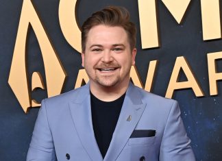 CMA Awards 2025: Celebrity Red Carpet Fashion