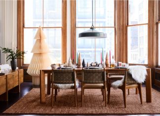 You Know You’re Stylish If You Own This Paper Christmas Tree