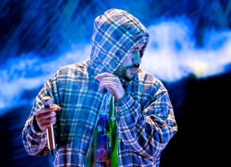 Watch Bad Bunny Perform “Weltita” at 2025 Latin Grammys