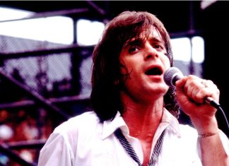 Eddie Money’s First Big Hit Put Him in the Unlikely Crosshairs of a 1960s Hollywood Actress