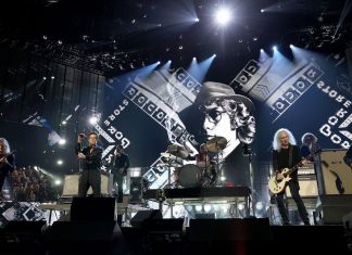 Watch the Killers Pay Tribute to Warren Zevon at the Rock & Roll Hall of Fame 2025 Induction Ceremony