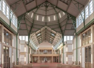 Demountable timber structure reinvigorates Palais Rameau in Lille