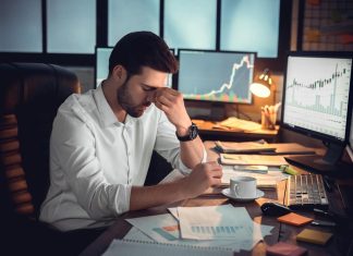 2 Overvalued Stocks to Consider Selling Before It’s Too Late