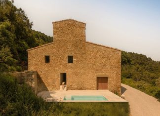 Mas Cadalt House / Fran Silvestre Arquitectos