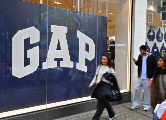 Earnings live: Walmart and Gap stocks pop on raised guidance, Nvidia erases post-earnings gains – Yahoo Finance Singapore