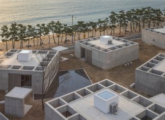 Elemental Shores in the Asia-Pacific: Concrete Recasts the Beach House