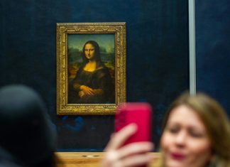 Do museums need to crack down on selfies? – The Art Newspaper
