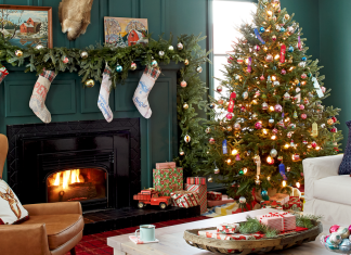 These Rustic Christmas Tree Ideas Feel Cozy and Timeless – Country Living Magazine