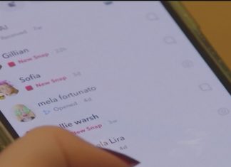 Decatur Schools to discuss ban of student phones, devices in K-8 classrooms