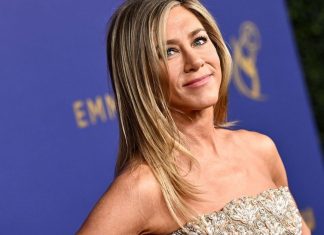 Jennifer Aniston reveals why she’s never attended Met Gala; Chrissy Teigen can’t remember her children’s birthdays; Drew Barrymore wants to remake Death becomes her with famous friends.