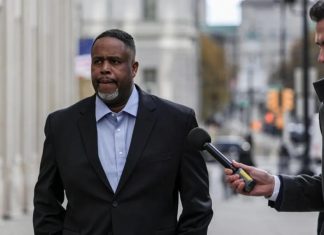 NBA requests cell phones amid sports betting probe