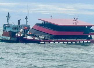 Horror moment tourist ferry SINKS sparking frantic rescue of terrified holidaymakers visiting Brit backpacker hotspot