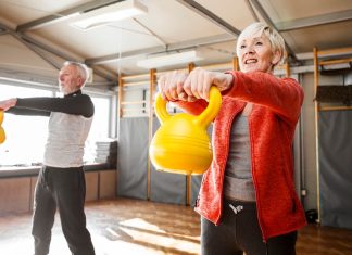 Fitness experts reveal dangerous exercise mistakes that hurt older adults