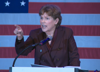 Shaheen fires back at heckler amid criticism of shutdown vote
