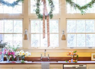 13 Designer-Approved Yellow Kitchen Ideas