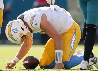 NFL Week 11 overreactions and reality checks: Chargers collapsing? Time to bench J.J. McCarthy?