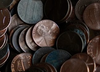 US Mint in Philadelphia to press final penny