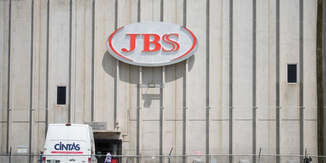 Workers at major Colorado meatpacking plan win wage increases in deal with JBS USA Workers at major Colorado meatpacking plan win wage increases in deal with JBS USA
