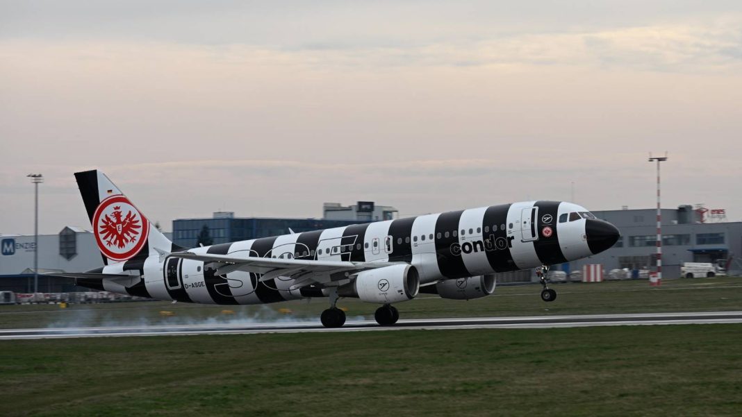 Condor A320 Misses Frankfurt Curfew By Seconds, Denied Landing At 875 Feet Condor A320 Misses Frankfurt Curfew By Seconds, Denied Landing At 875 Feet